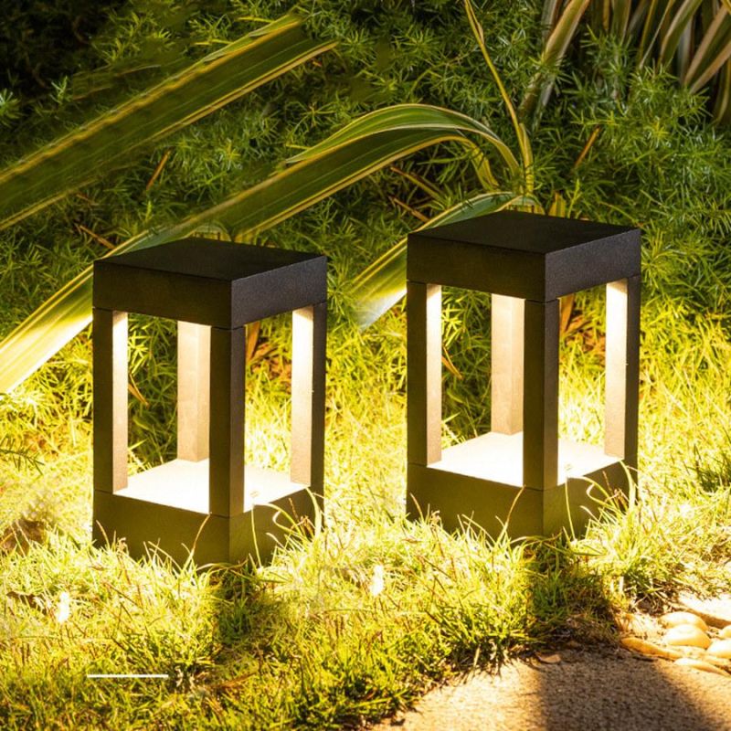 Outdoor Spot Light Solar Lamp with LED Light and Lawn Stake