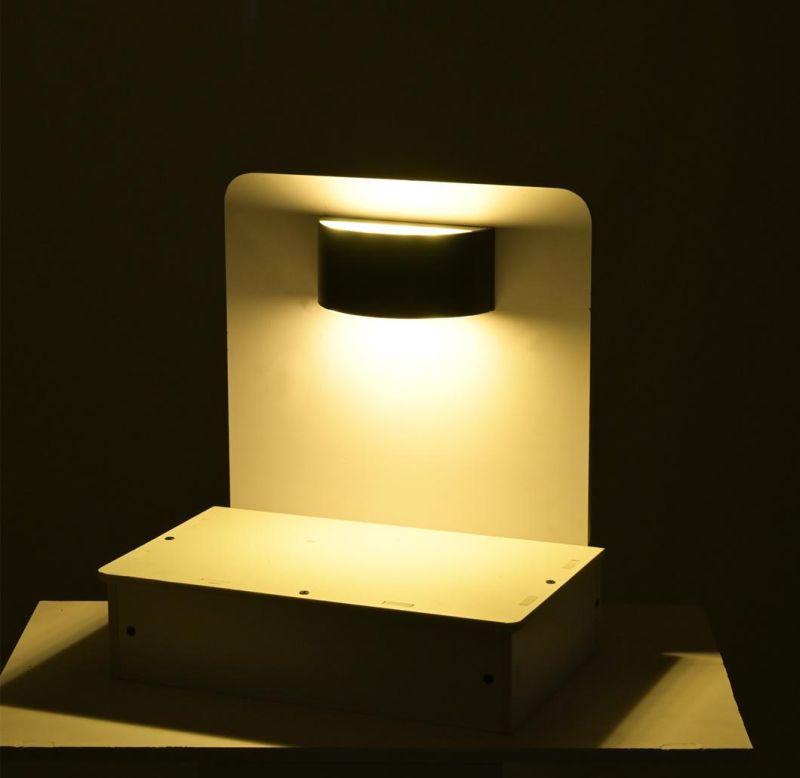 2022 Latest USB Rechargeable Modern Arc Wall Light