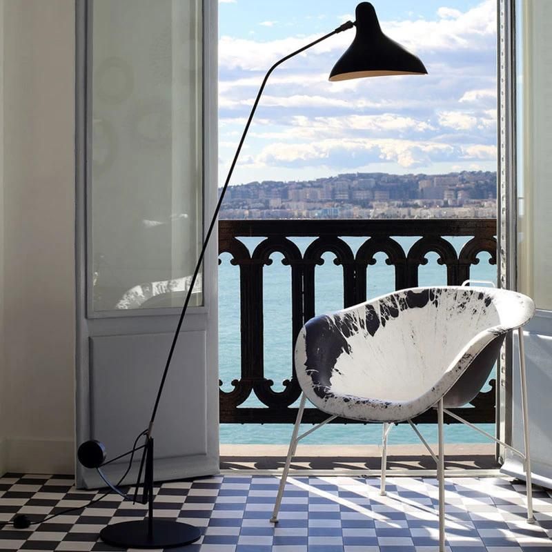 2022 Wholesale Nordic Metal Black/White Floor Lamp Standing Light Fixture