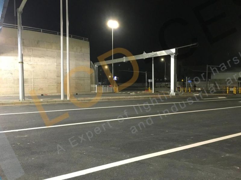 150W LED Parking Lot Lights Adjustable Slip Fit Bracket Mount with Dusk to Dawn Photocell Outdoor Commercial Area Lighting IP66 Waterproof 5000K 22000lm 7years
