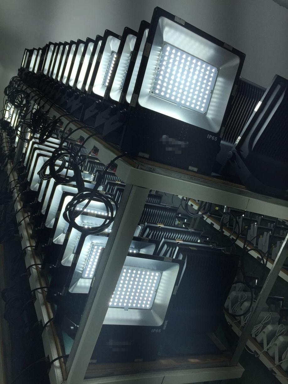 150W Outdoor LED Light IP65 SMD LED Floodlights (YC-SMD-150)