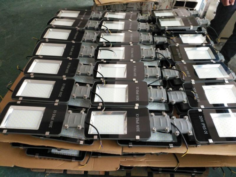Wholesale Aluminum Alloy 200W Outdoor LED Street Lighting (SLER08)