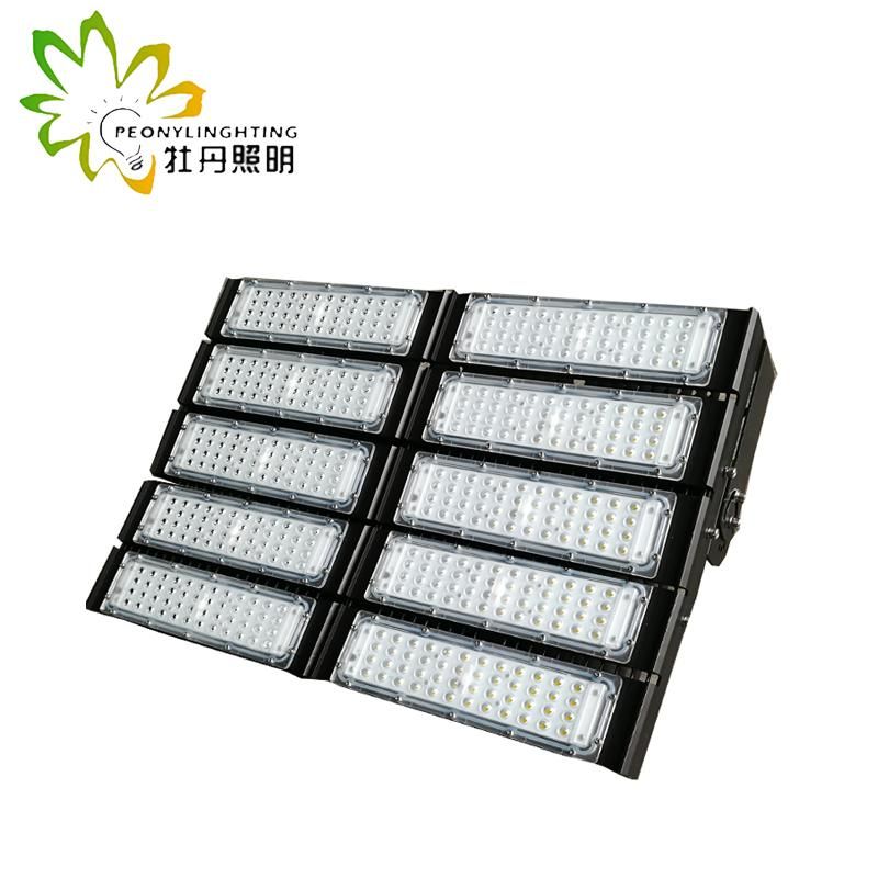 2019 High Pole Lamp 300 Watt, IP68 LED Statium Flood Lamp with 8 Years Warranty
