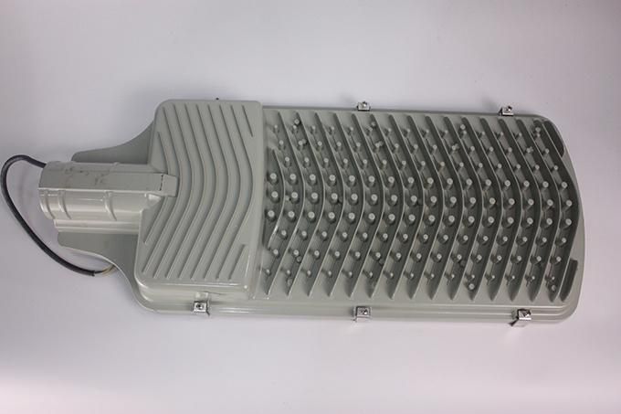Residential Luminaire 150 Watt LED Street Light with Aluminum Housing (SLRM 150W)