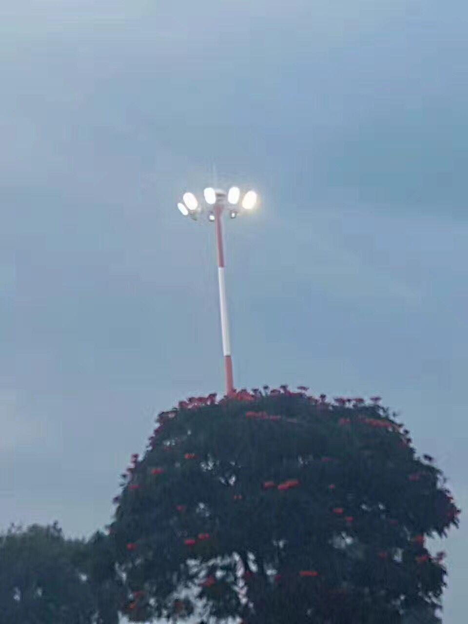 Professional 30m 800W LED Flood High Mast Light with Airport Certificate
