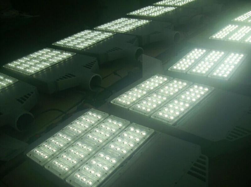 150lm/W 250W Solar LED Street Light Manufacture with Ce& RoHS Approval