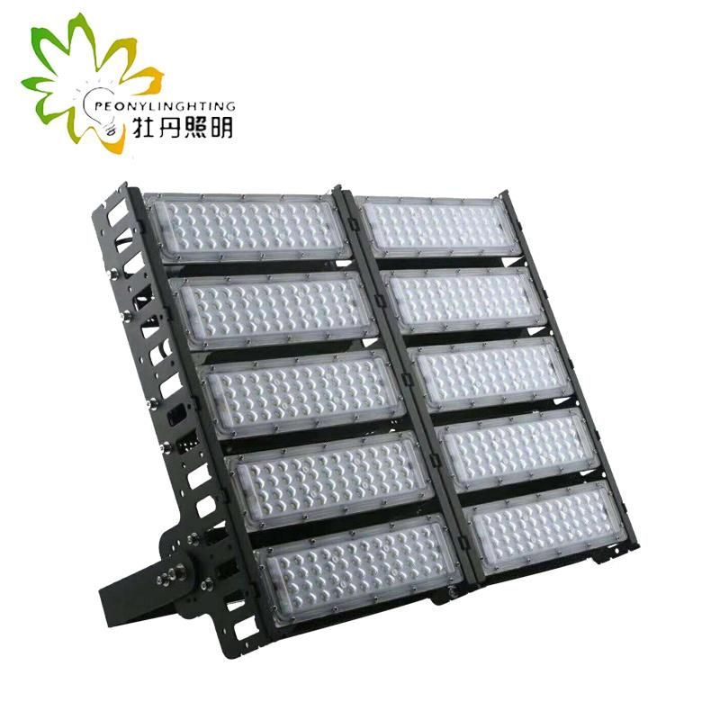 Good Quality LED Statium Light with 5 Years Warranty 150W LED Flood Light