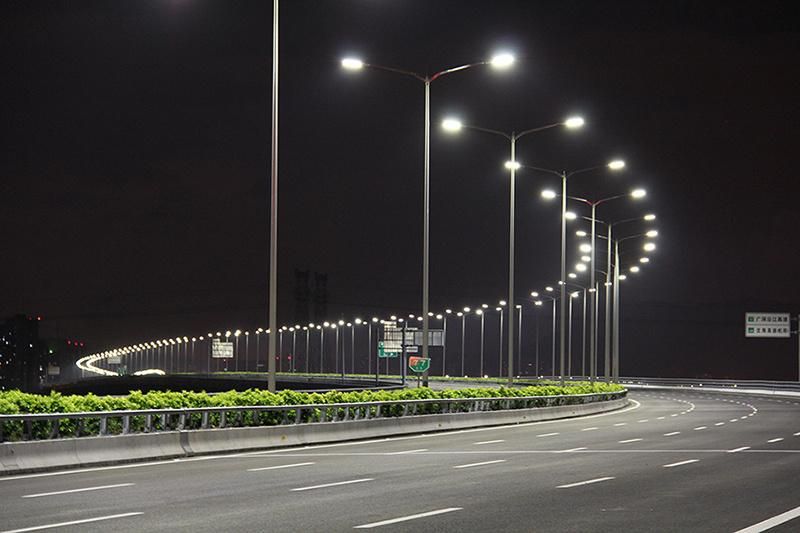 Suppliers Directly Export CE RoHS Adjustable LED Street Light