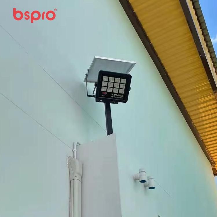 Bspro Outdoor 200W 400W 100W Lighting High Brightness Solar Lamp IP65 LED Solar Flood Light