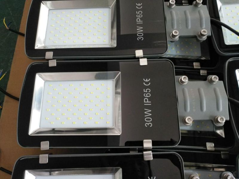 Wholesale Aluminum Alloy 200W Outdoor LED Street Lighting (SLER08)