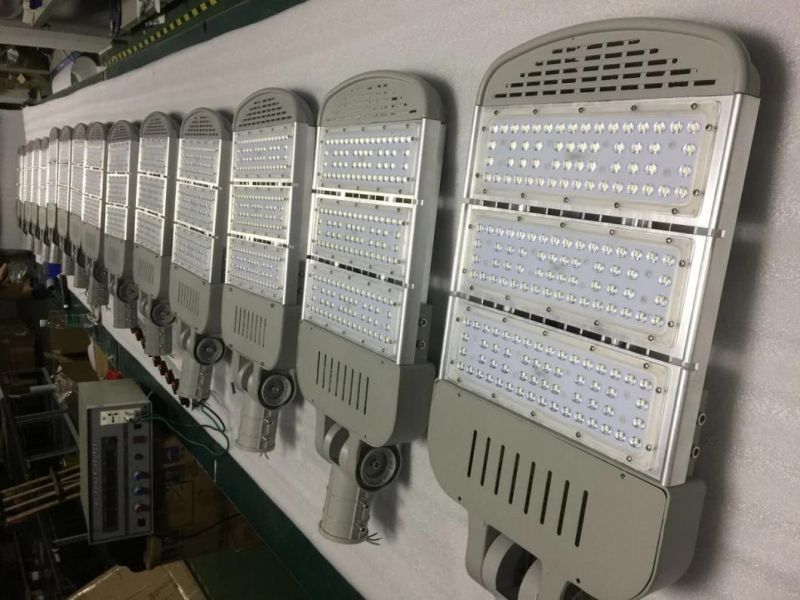 Adjustable Cheap 50W LED Street Light with Ce RoHS TUV SAA CB ENEC Approval