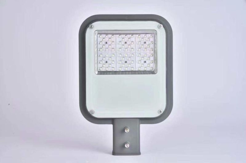 Outdoor High Lumen 120lm/W 3years Warranty Ce RoHS Certified IP65 150W LED Street Light