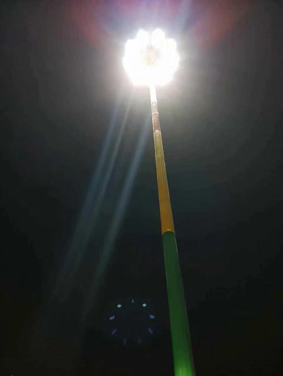 18m High Mast Light Pole with 400W Metal Halide Light