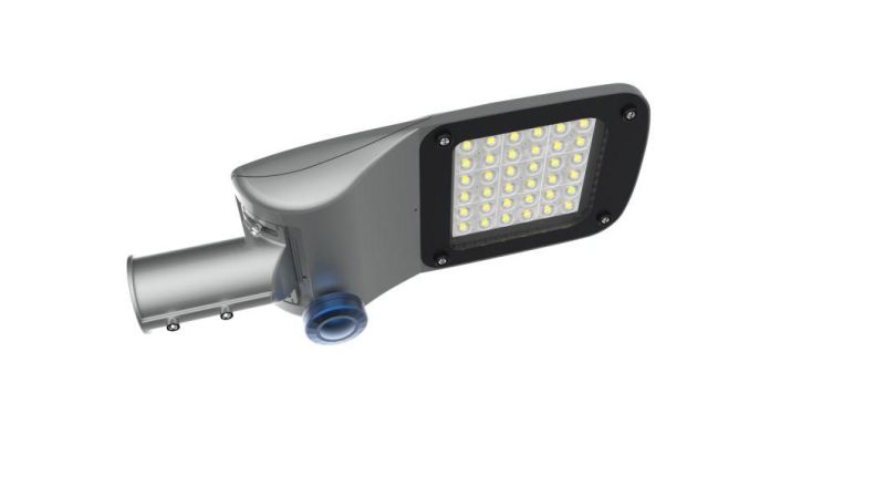New Design Waterproof IP66 Ik10 70W Solar LED Street Light Outdoor