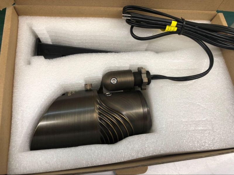 Beam Angle Power Adjustable Outdoor Brass Garden Light with IP65