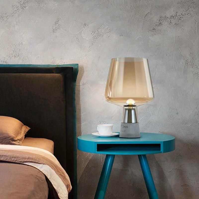 2022 Modern Minimalist Creative Glass Table Lamp Bedroom Bedside LED Lighting Lamp Decorative Table Lamp
