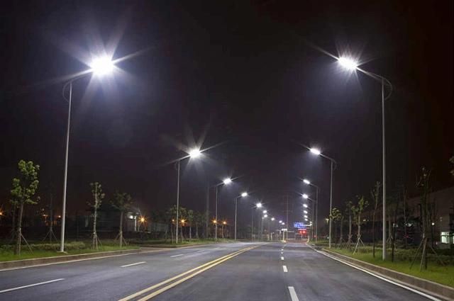 High Brightness and Long Working Time Solar Power Street Light 30W 60W 90W 120W Solar Street Light LED Outdoor