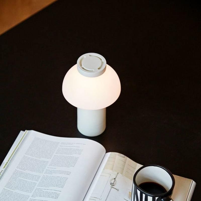 2022 Touch Dimmer Battery LED Besides Table Lamp Night Light Design Lamp