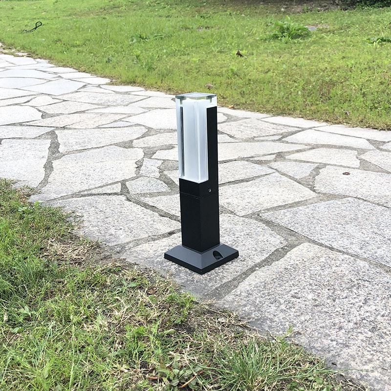 Outdoor Spot Light Solar Lamp with LED Light and Lawn Stake