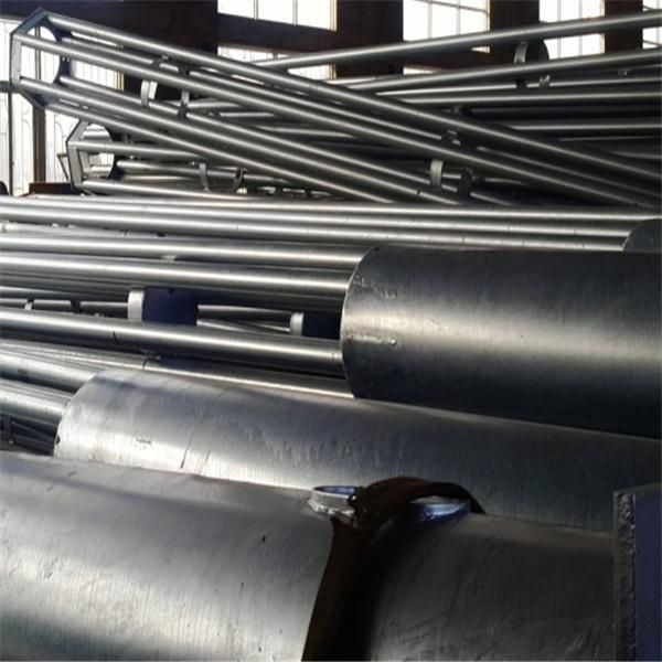 25m 30m 35m 40m High Mast Automatic Lifting Lighting Pole