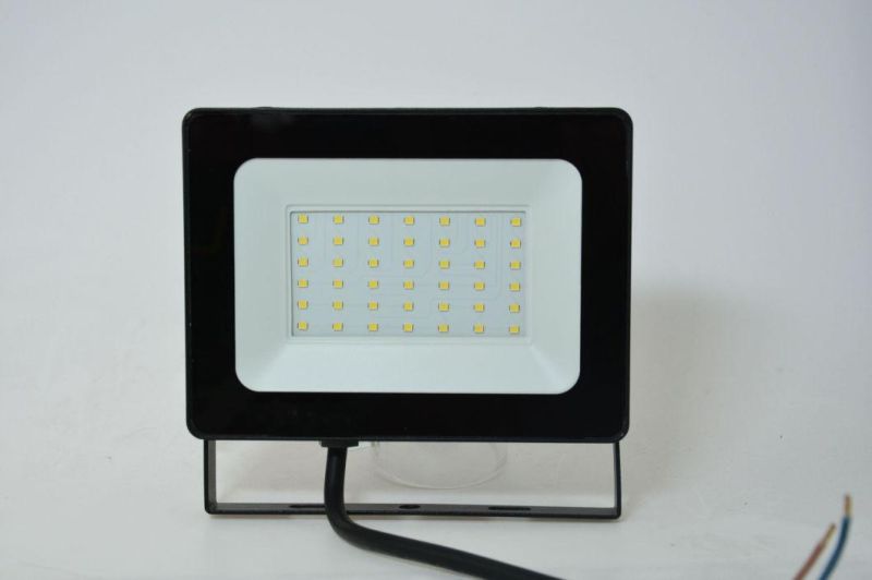 2021 New ERP Energy Saving Lamp LED Flood Light Waterproof IP65 Outdoor Industrial Garden Lighting LED Floodlight with 5years Warranty 30W