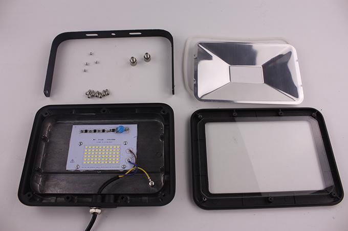 Cheap High Efficiency 30W Outdoor LED SMD Floodlight