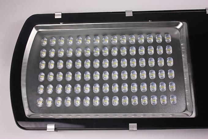 China SMD Outdoor 90W IP65 LED Street Light (SLRM 90W)