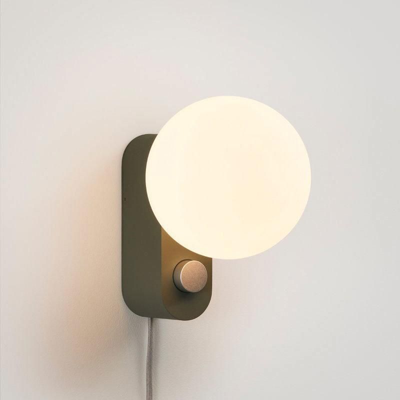 2022 Classic Simple Design Bedside Creative Art Glass Ball Modern Reading LED Table Desk Lamp