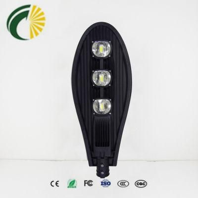 Outdoor CB ENEC Waterproof IP65 CE LED Street Light 3-5 Year Warranty at Night