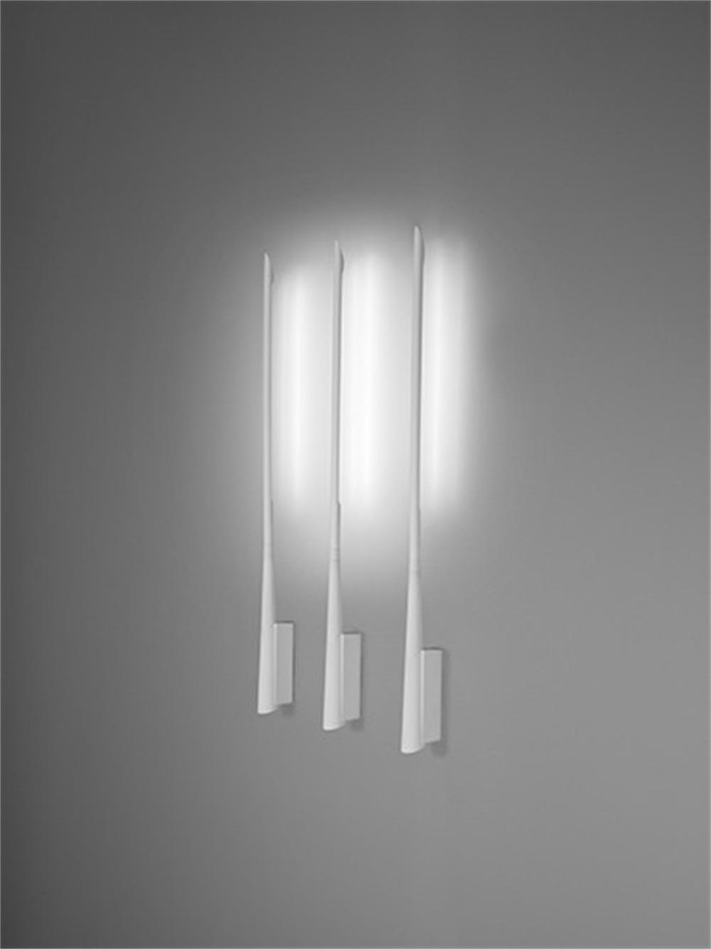 Eliana W Indoor Architectural Round Shape Vertical and Horizen Linear LED Wall Lamp
