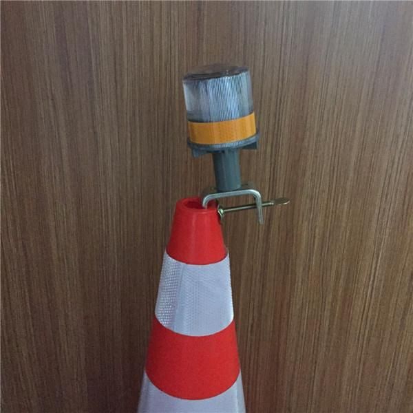 Traffic Cone Light Solar LED Warning Lamp with Metal Clip