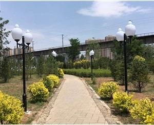 Ala 100W Outdoor Garden Modern Street Solar Aluminum Plastic Powder for LED Garden Light