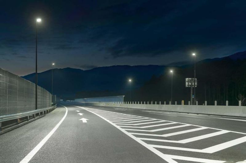 Intelligent Remote LED Street Light Retrofit Road Luminaires