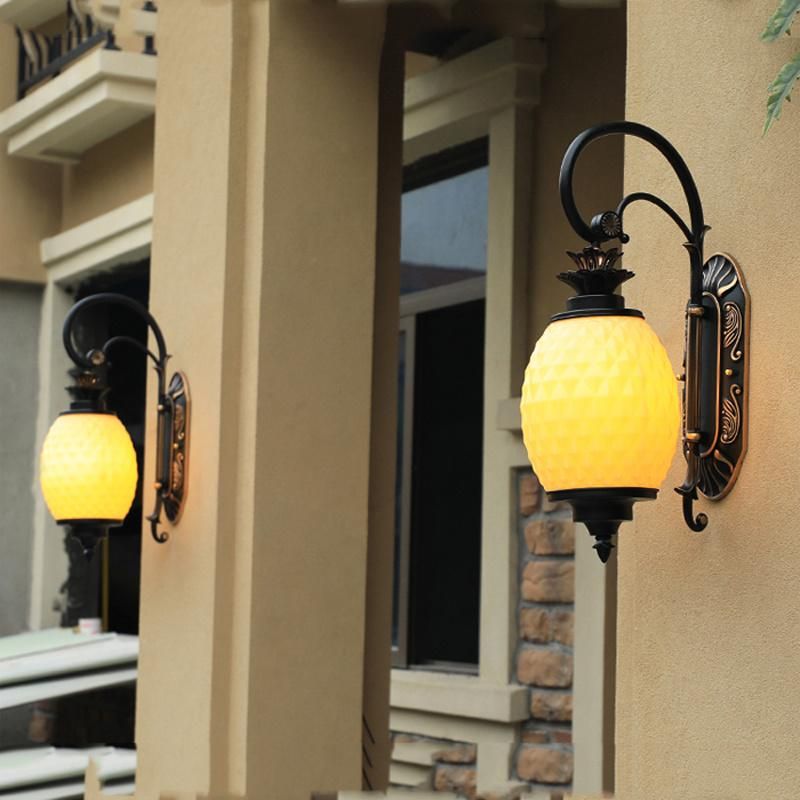 Outdoor Waterproof Wall Lamp Personality Pineapple Garden Balcony Exterior Wall Lamp (WH-HR-86)