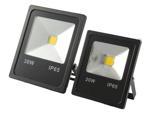 Waterproof COB LED Flood Light 20W 3000K Warm White IP65 Outdoor Lighting