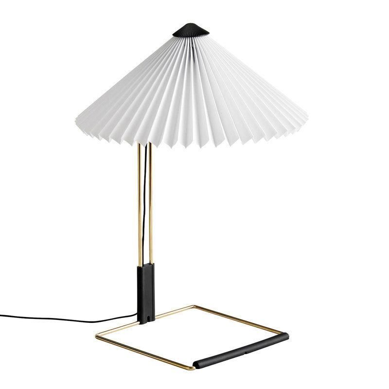 2022 French Retro Bedroom Bedside Lamp Fabric Pleated All Solid Wood Design Pull Switch Medieval Study Living Room Table Lamps