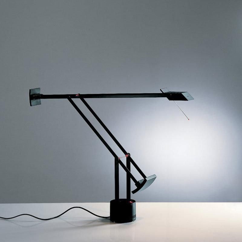 2022 Nordic Contemporary Contracted Black LED Long Arm Rocker Arm Adjustable Desk Lamp Office Reading Table Lamp for Study