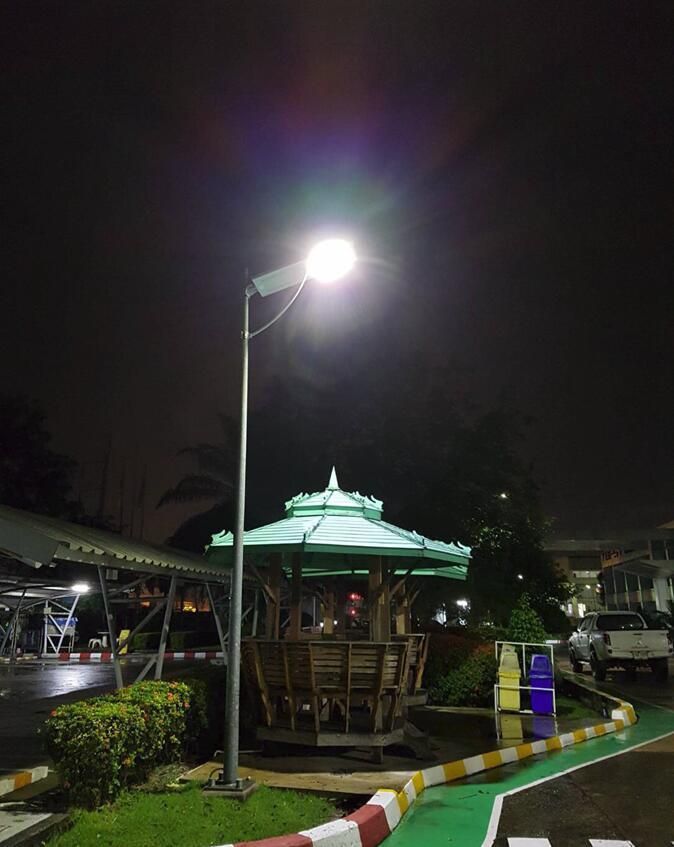 PIR Sensor Solar Garden Light for Garden and Park