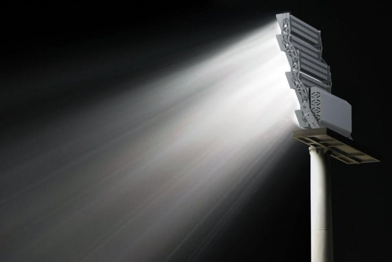 2020 New Design IP67 20kv Zigbbe Control LED Stadium Lighting Companies