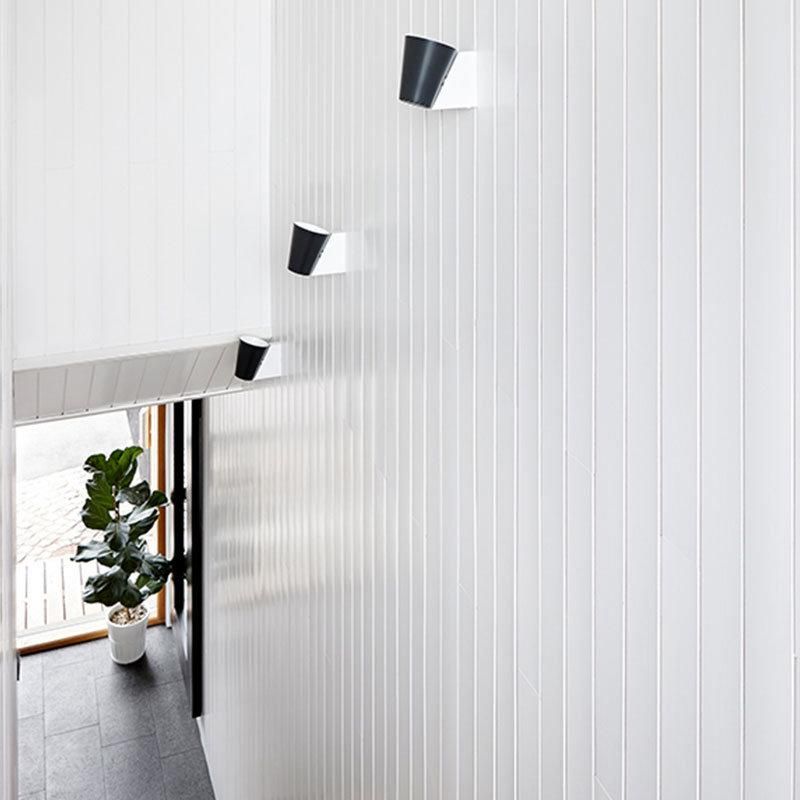 2022 Simple Classic Designs Wooden Based Shade Wall Lamp for Bedroom