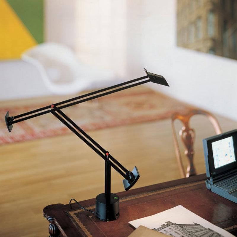 2022 Nordic Contemporary Contracted Black LED Long Arm Rocker Arm Adjustable Desk Lamp Office Reading Table Lamp for Study