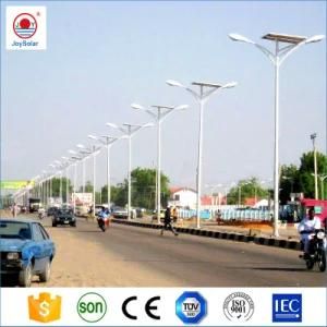 30W 60W Waterproof IP67 Solar Powered LED Street Light with Pole and Remote Controller