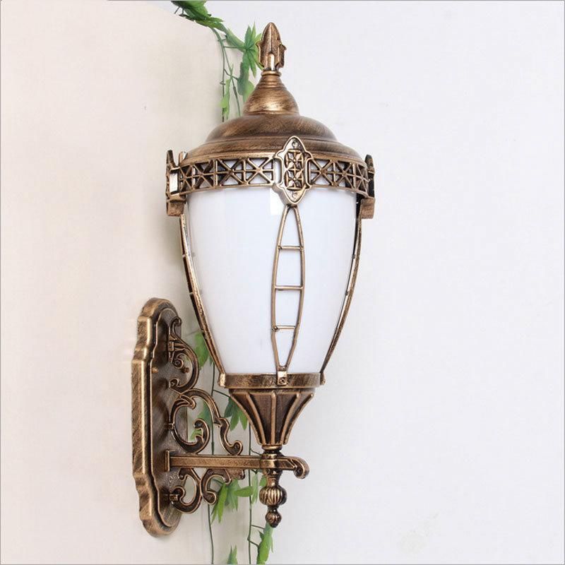 Europe Waterproof Outdoor Wall Lamp Courtyard Gateway Outside Wall Light (WH-HR-79)