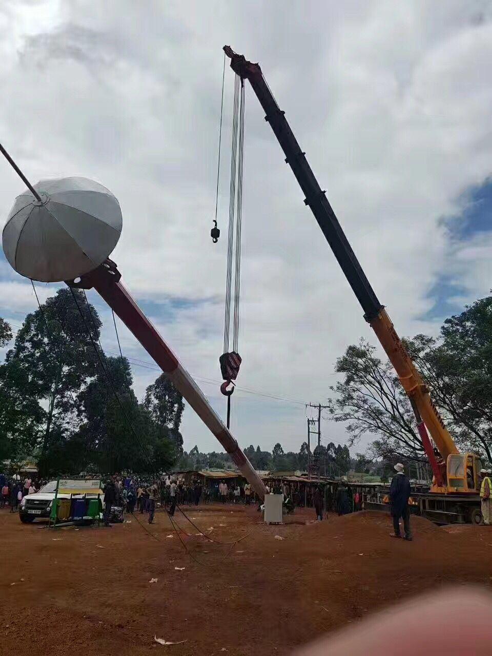 Professional Manufacturer of 15m High Mast Lighting for Football Pitch with Full Set Production Line