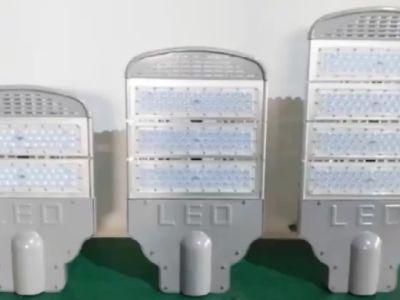 Ala LED Solar Street Light with Waterproof 40W 50W 60W 100W 200W 300W Motion Sensor