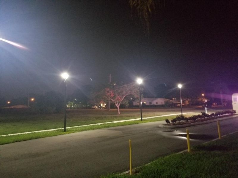 100W Solar Powered Post Top Lights IP65 Best Solar Fence Post Lights for Walking Paths